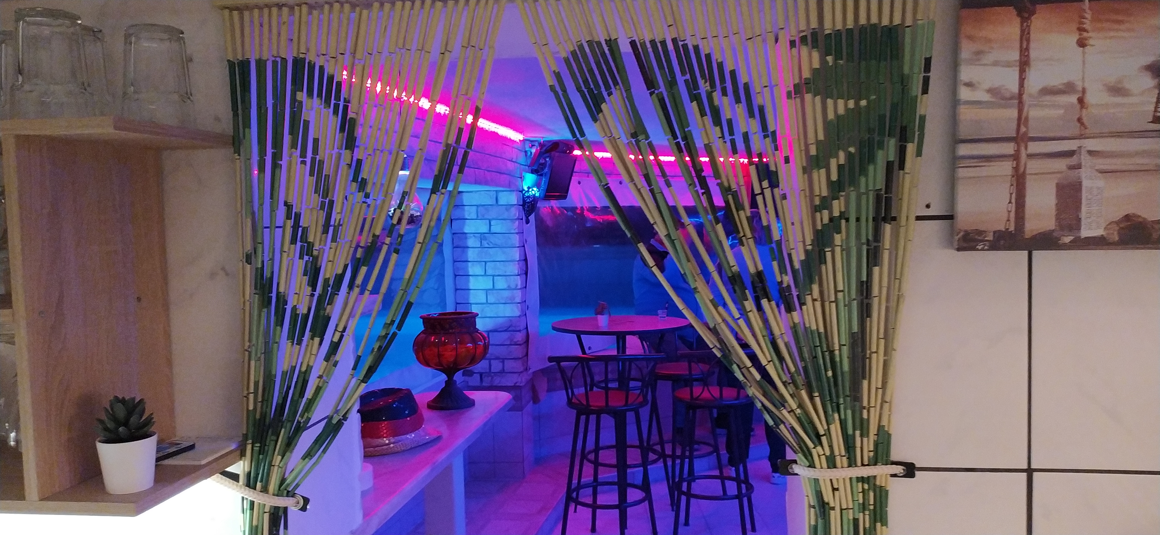 Unsere Poolbar